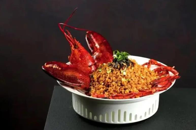 干巴菌米香焖波龙